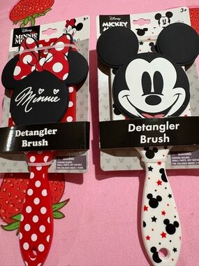 Disney Minnie & Mickey Detangler Brush Pair - Red, Black & White